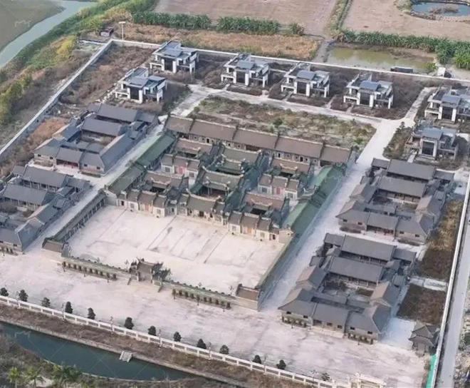 ELYSEA落户淮海中路汕头过亿违建豪宅被拆除PG麻将胡了免费模拟器哈佛演讲女生引发争议K11(图13)